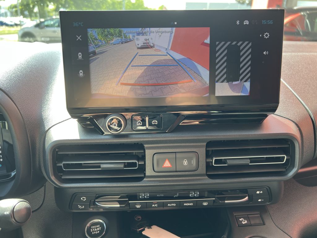 Fahrzeugabbildung Citroën Berlingo XL BlueHDi 130 EAT8 MAX 7 Sitze