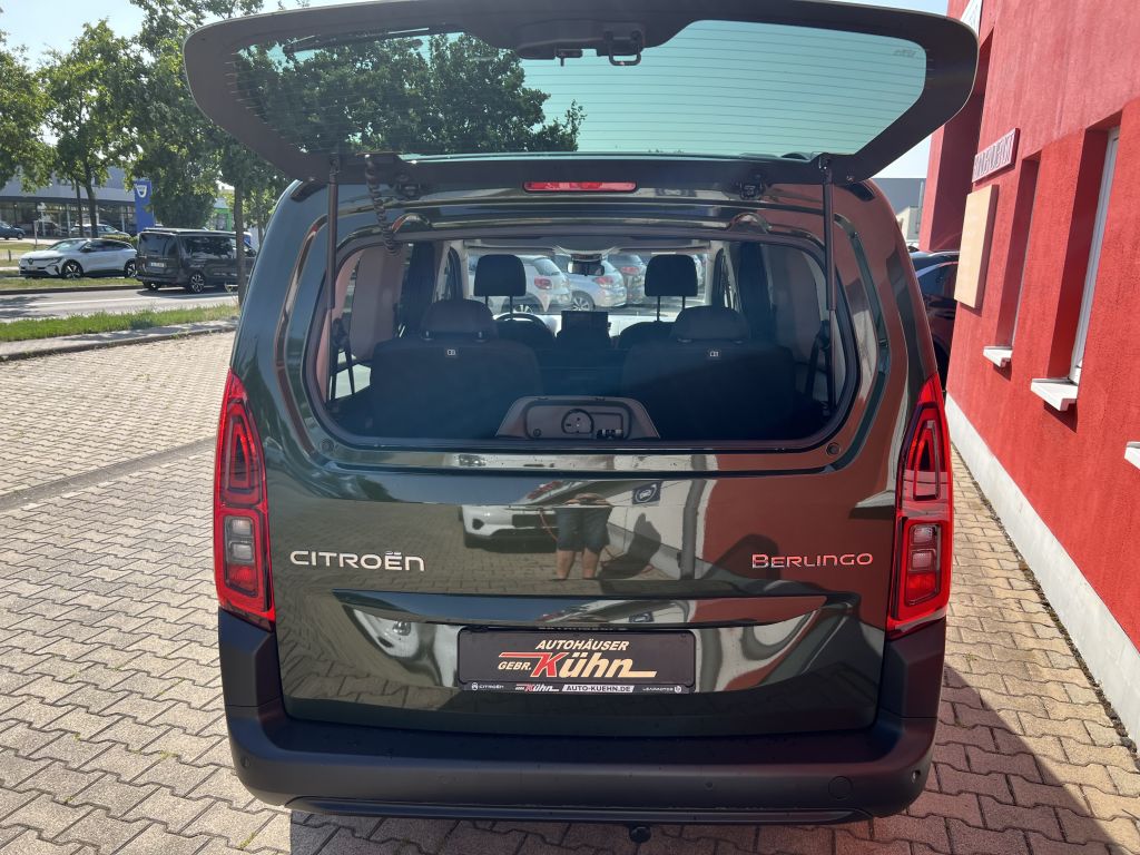 Fahrzeugabbildung Citroën Berlingo XL BlueHDi 130 EAT8 MAX 7 Sitze
