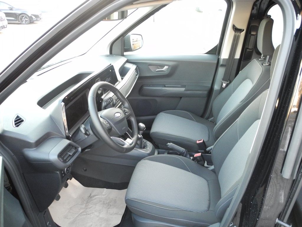 Fahrzeugabbildung Ford Transit Courier Trend -Tempo, Winter-Pak., Klima