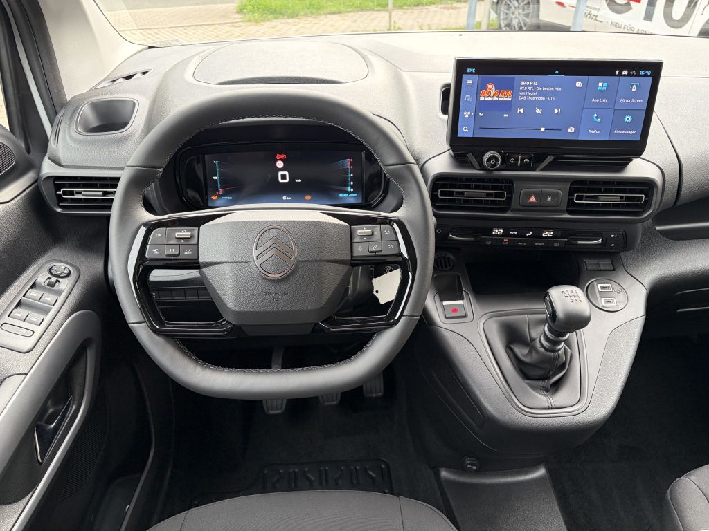 Fahrzeugabbildung Citroën Berlingo M Benzin 110 PLUS + Sitzheizung, Kamera