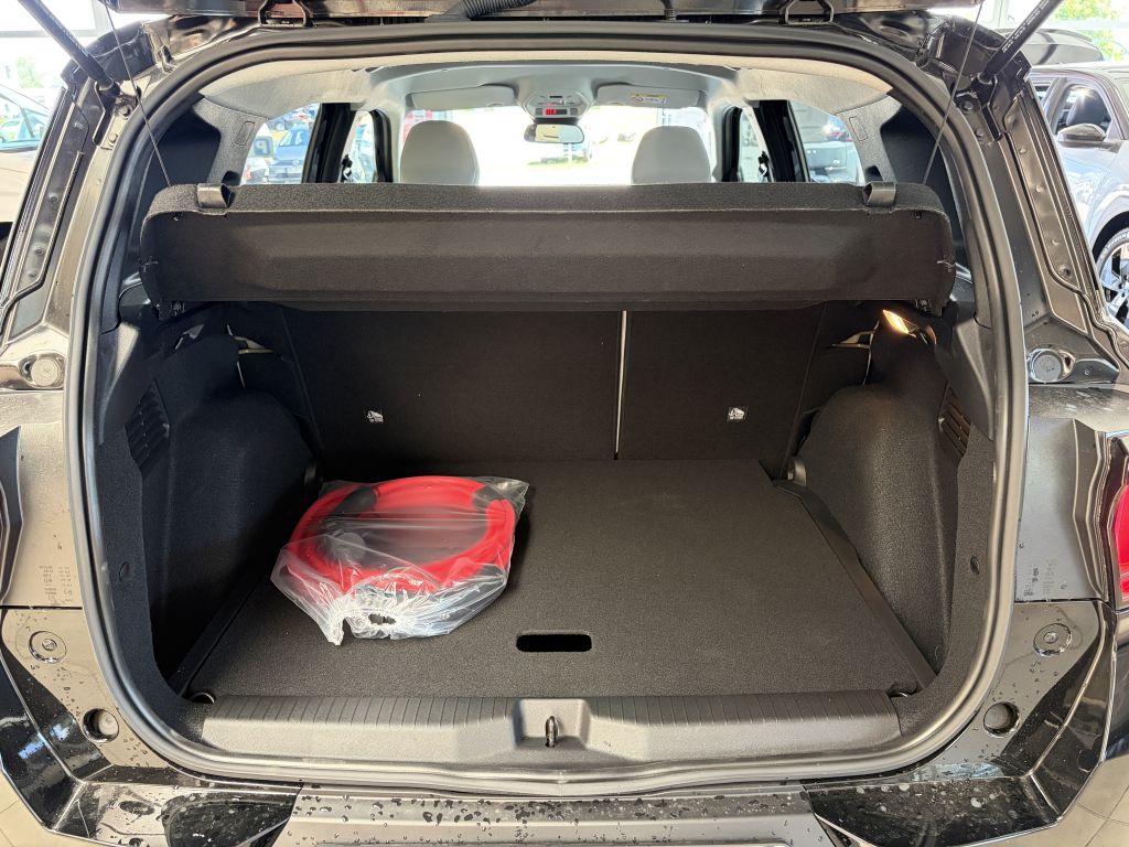 Fahrzeugabbildung Citroën e-C3 Aircross 113 Extended 54kWh MAX + Winter-P
