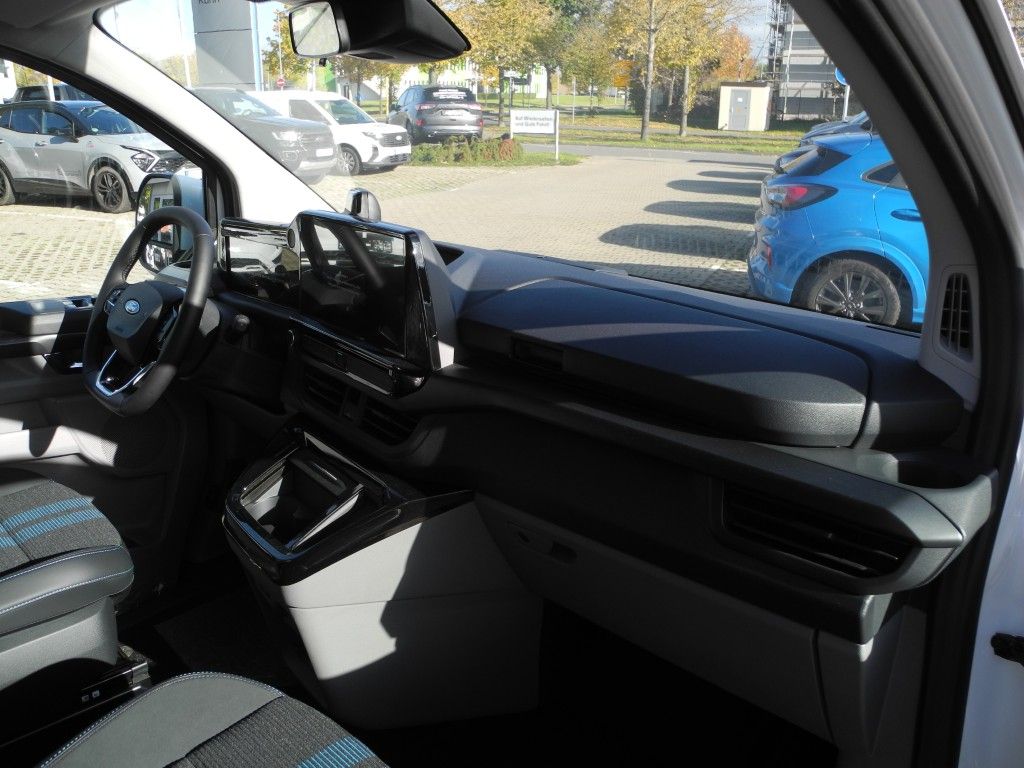 Fahrzeugabbildung Ford Tourneo Custom PHEV L2 Sport - Martix LED, Allw.