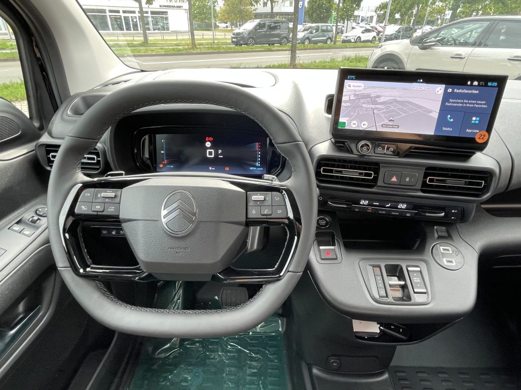 Fahrzeugabbildung Citroën Berlingo L1 BlueHDi 130 EAT8 + AHK, Standheizung