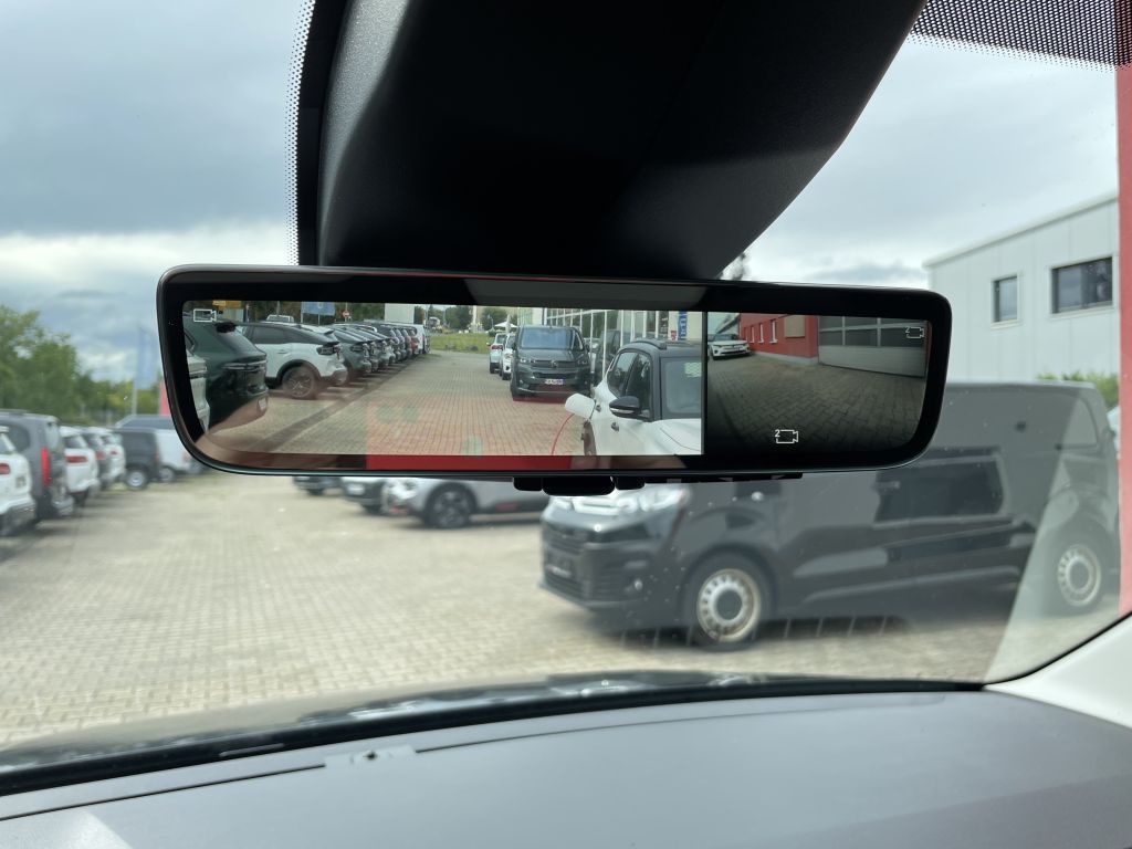 Fahrzeugabbildung Citroën Berlingo L1 BlueHDi 130 EAT8 + AHK, Standheizung