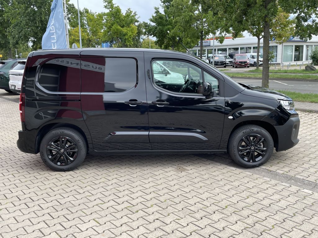 Fahrzeugabbildung Citroën Berlingo L1 BlueHDi 130 EAT8 + AHK, Standheizung
