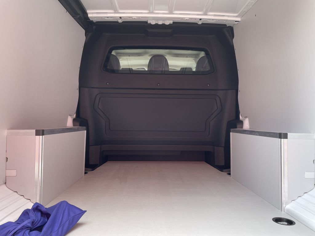 Fahrzeugabbildung Citroën Jumpy Doka Lang 2.0 BlueHDi 180 EAT8 + 5-Sitzer