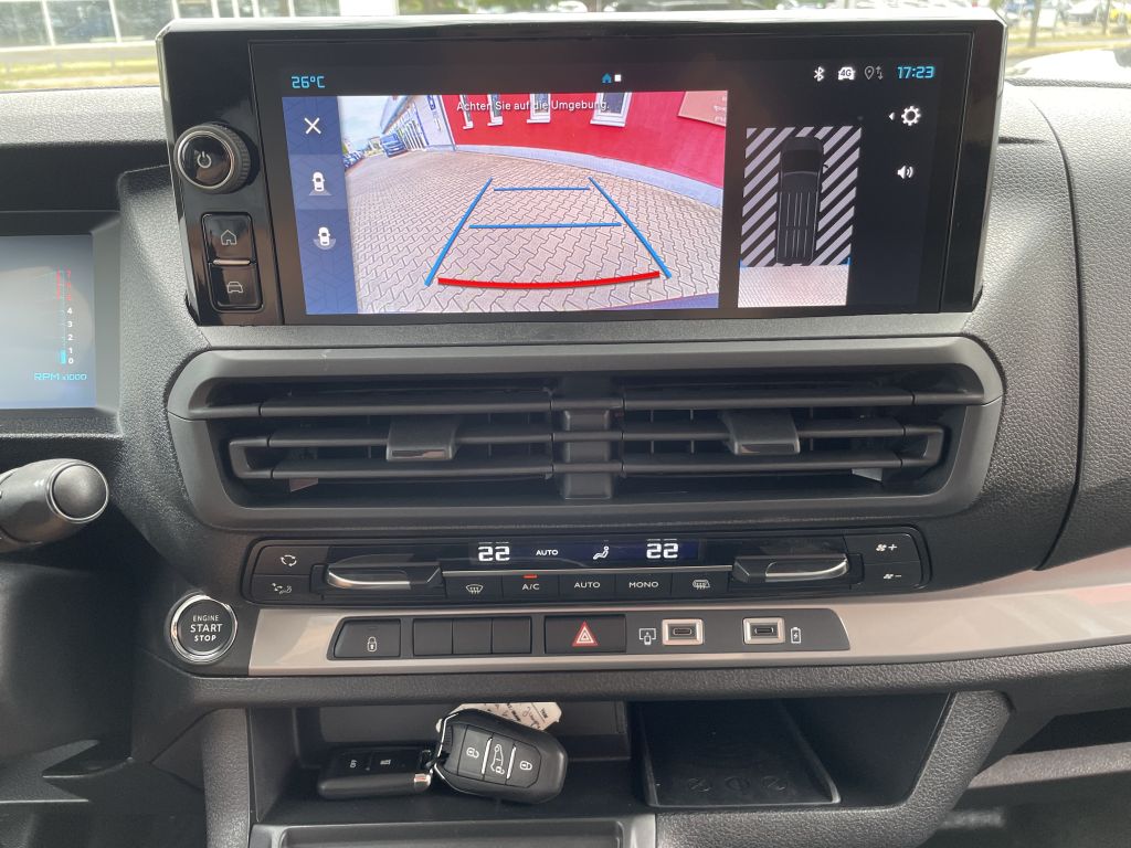 Fahrzeugabbildung Citroën Jumpy Doka Lang 2.0 BlueHDi 180 EAT8 + 5-Sitzer