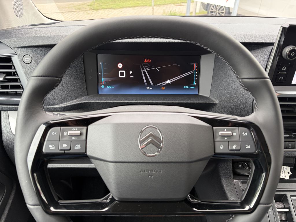 Fahrzeugabbildung Citroën SpaceTourer M Diesel 180 AT Max + ACC, AHK, 7S