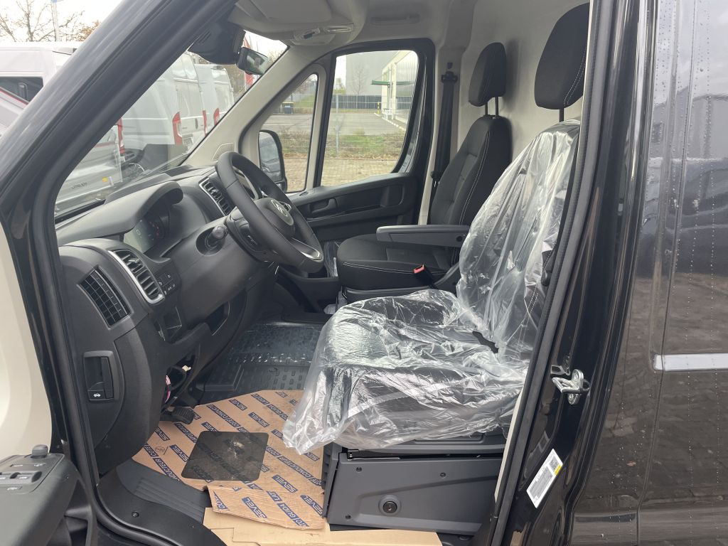 Fahrzeugabbildung Citroën Jumper Kawa L4H3 35 Heavy D 180 AT + 2 Sitzer