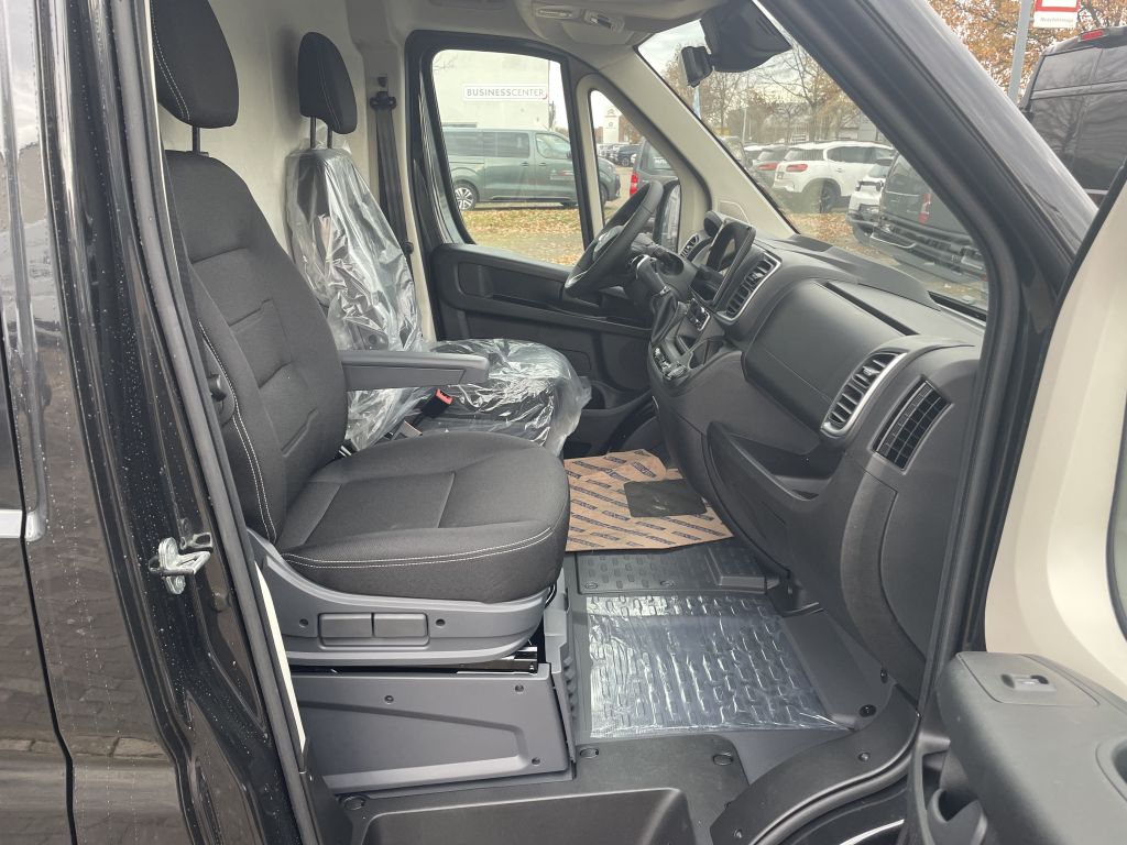 Fahrzeugabbildung Citroën Jumper Kawa L4H3 35 Heavy D 180 AT + 2 Sitzer