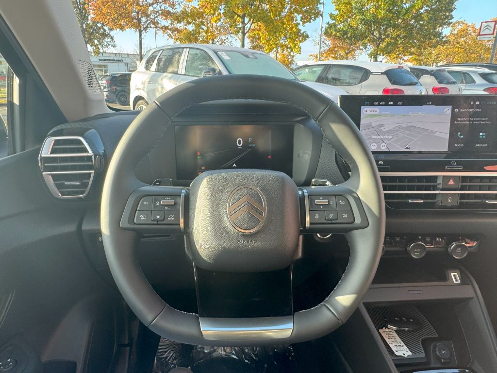 Fahrzeugabbildung Citroën C4 Hybrid 145 MAX Winter & Techno Paket