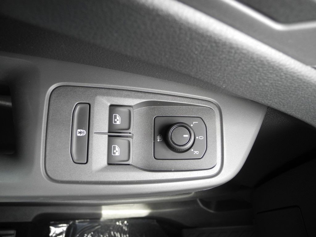 Fahrzeugabbildung Ford Tourneo Connect 1.5 TREND - Allw., Sitzh., AHK