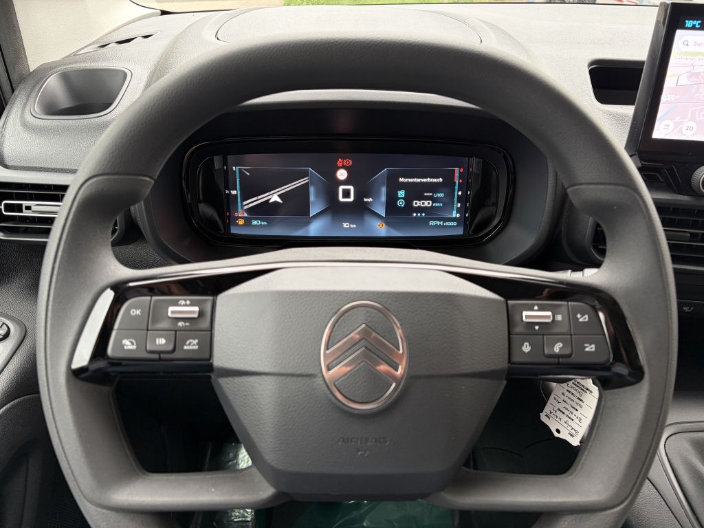 Fahrzeugabbildung Citroën Berlingo M Benzin 110 + 2 Schiebetüren, AHK