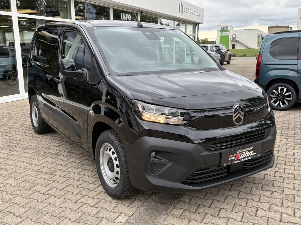 Fahrzeugabbildung Citroën Berlingo M Benzin 110 + 2 Schiebetüren, AHK
