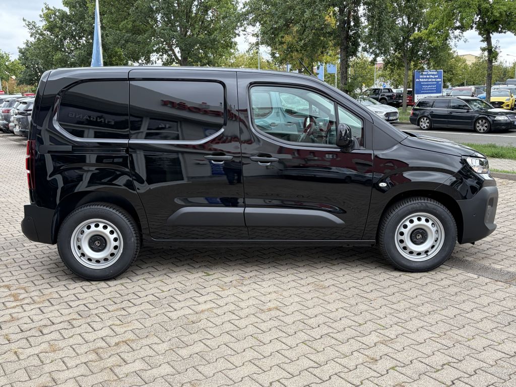 Fahrzeugabbildung Citroën Berlingo M Benzin 110 + 2 Schiebetüren, AHK