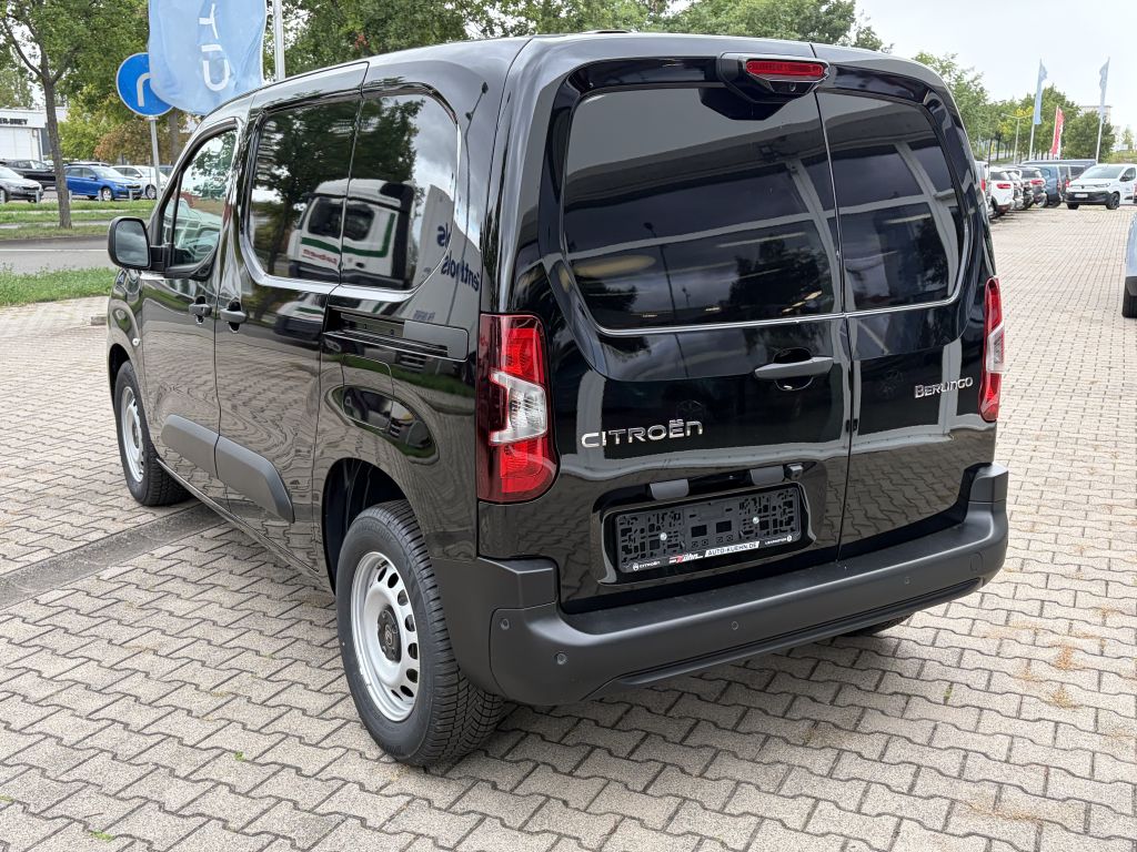 Fahrzeugabbildung Citroën Berlingo M Benzin 110 + 2 Schiebetüren, AHK