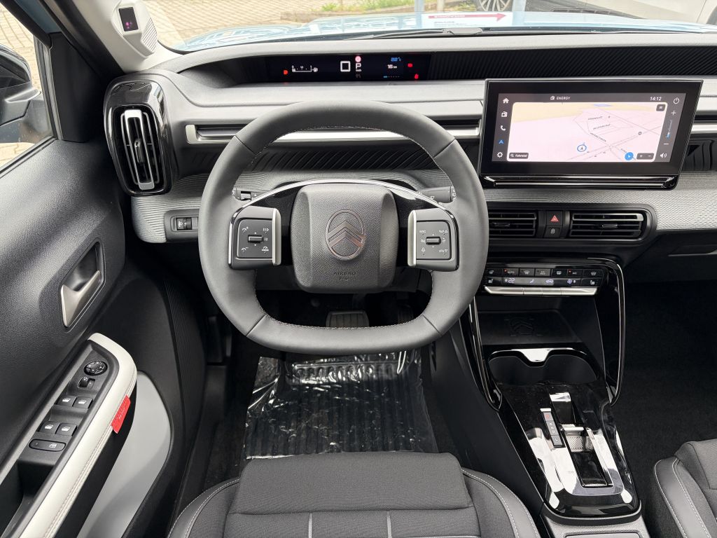 Fahrzeugabbildung Citroën C3 Hybrid 110 MAX + Winter-Paket!