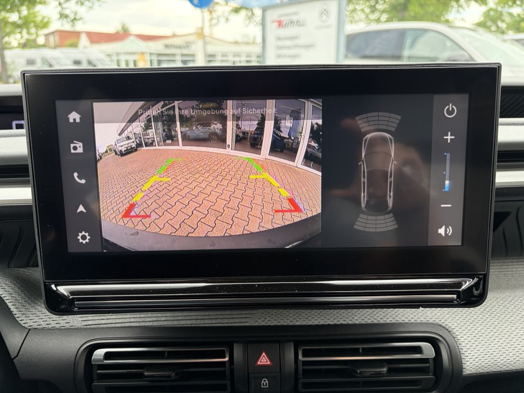 Fahrzeugabbildung Citroën C3 Hybrid 110 MAX + Winter-Paket!