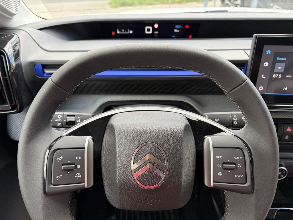 Fahrzeugabbildung Citroën C3 Turbo 100 PLUS + Allwetterreifen