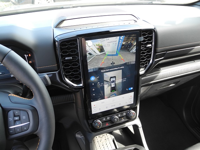 Fahrzeugabbildung Ford Ranger 2,3 l Doka PHEV Wildtrak - Rollo, AHK