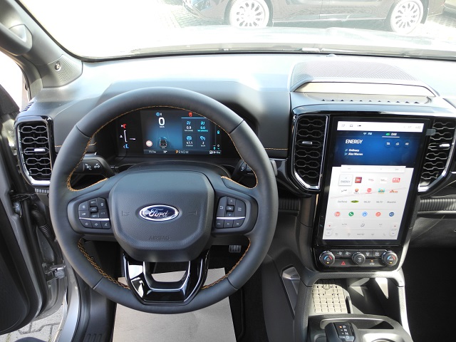 Fahrzeugabbildung Ford Ranger 2,3 l Doka PHEV Wildtrak - Rollo, AHK