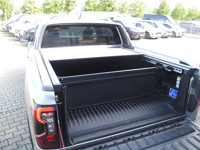 Fahrzeugabbildung Ford Ranger 2,3 l Doka PHEV Wildtrak - Rollo, AHK