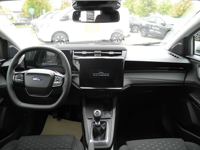 Fahrzeugabbildung Ford Puma 1.0 Hyb. TITANIUM - TW, iACC, Allw., Sitzh.