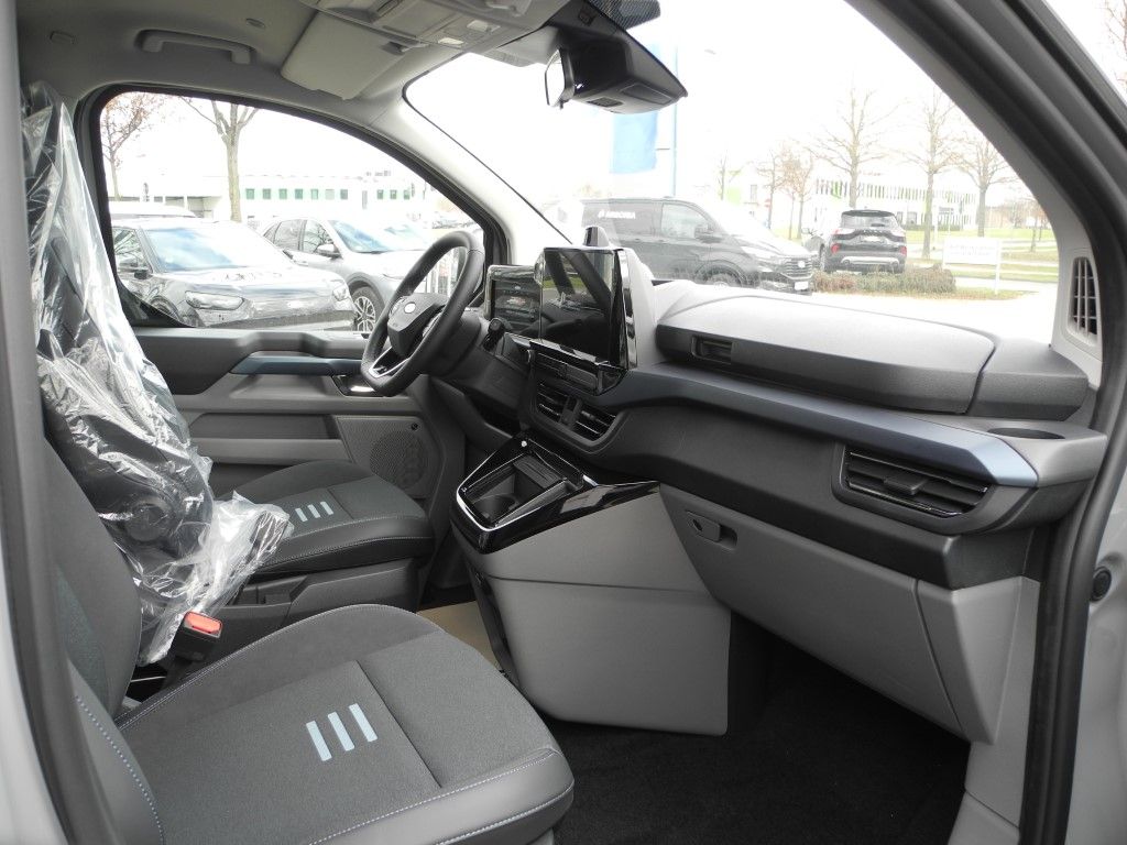 Fahrzeugabbildung Ford Tourneo Custom PHEV L2Active - Matrix, ACC, Navi
