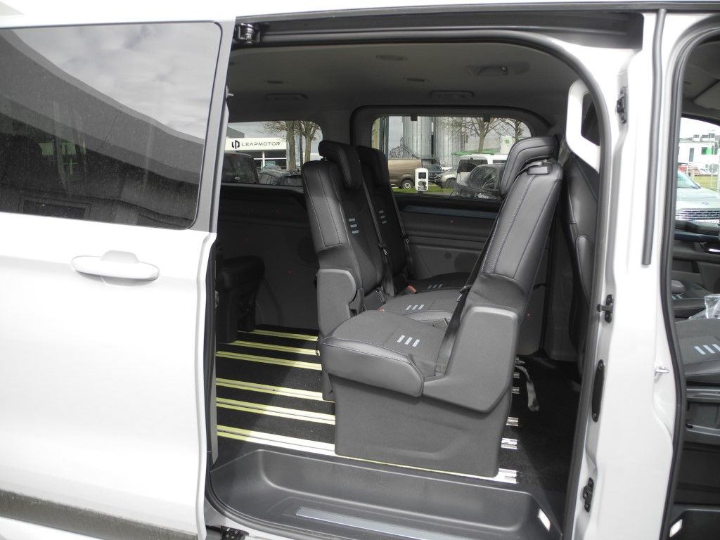 Fahrzeugabbildung Ford Tourneo Custom PHEV L2Active - Matrix, ACC, Navi