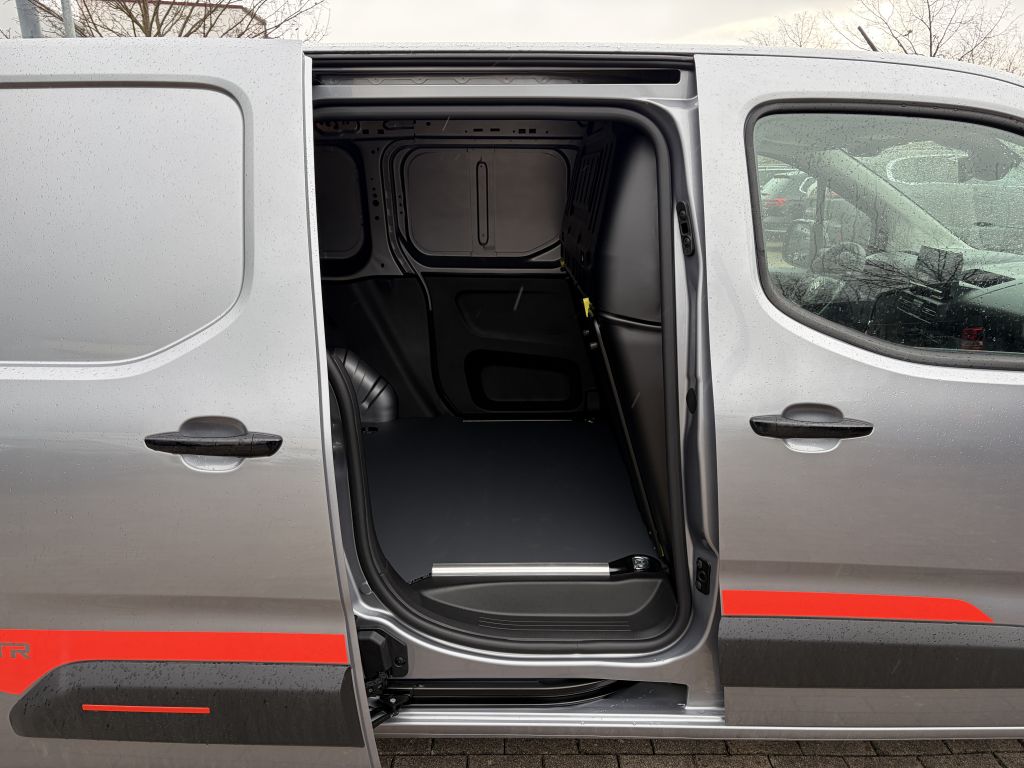 Fahrzeugabbildung Citroën Berlingo M Diesel 130 Automatik XTR + AHK