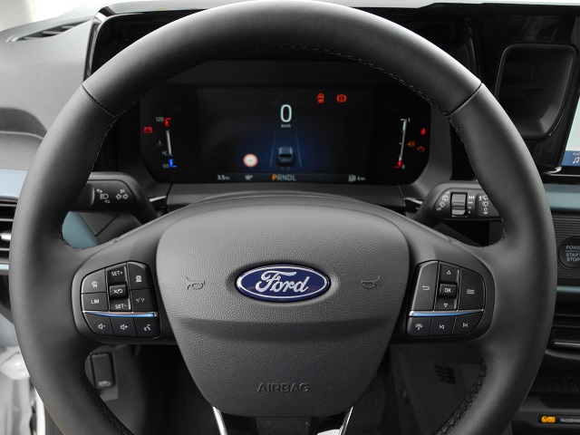 Fahrzeugabbildung Ford Tourneo Courier Autom. ACTIVE - Winter-Paket
