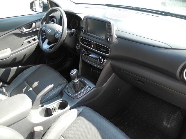 Fahrzeugabbildung Hyundai Kona 1.0 T-GDI Premium - Navi, WR, belüf. Sitze