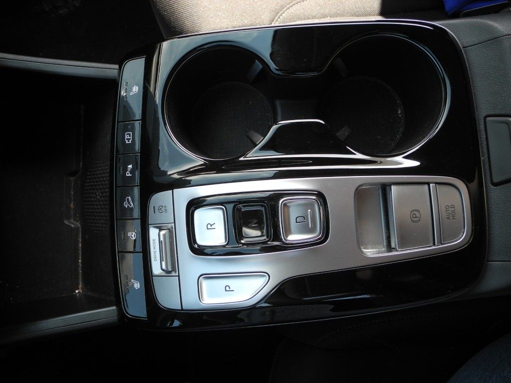 Fahrzeugabbildung Hyundai TUCSON 1.6 T-GDi 48V-Hybrid 2WD DCT Trend
