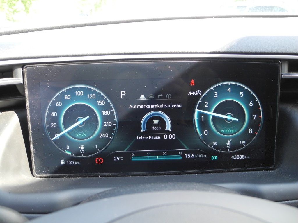 Fahrzeugabbildung Hyundai TUCSON 1.6 T-GDi 48V-Hybrid 2WD DCT Trend