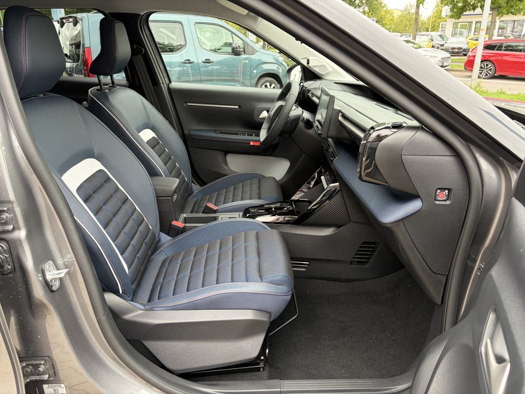 Fahrzeugabbildung Citroën C3 Aircross Hybrid 145 COLLECTION + Keyless