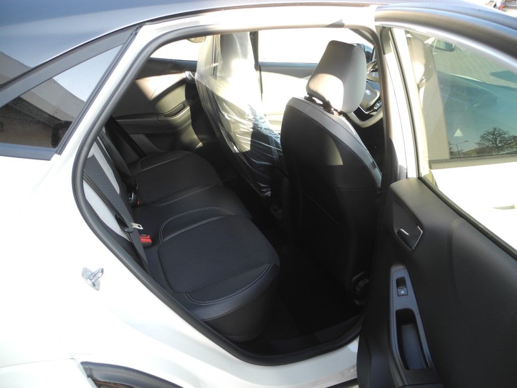 Fahrzeugabbildung Ford Puma 1.0 Sound Edition - Navi, iACC, eHeck., LED