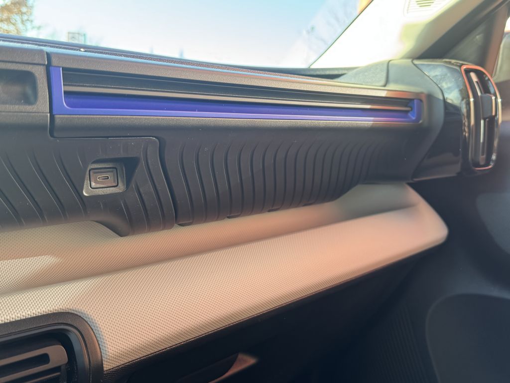 Fahrzeugabbildung Citroën e-C3 113 Standard-Range YOU