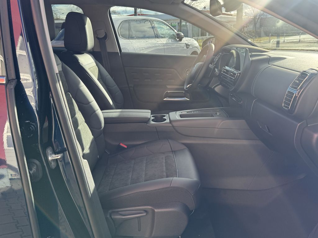 Fahrzeugabbildung Citroën C5 Aircross BlueHDI 130 S&S EAT8 MAX