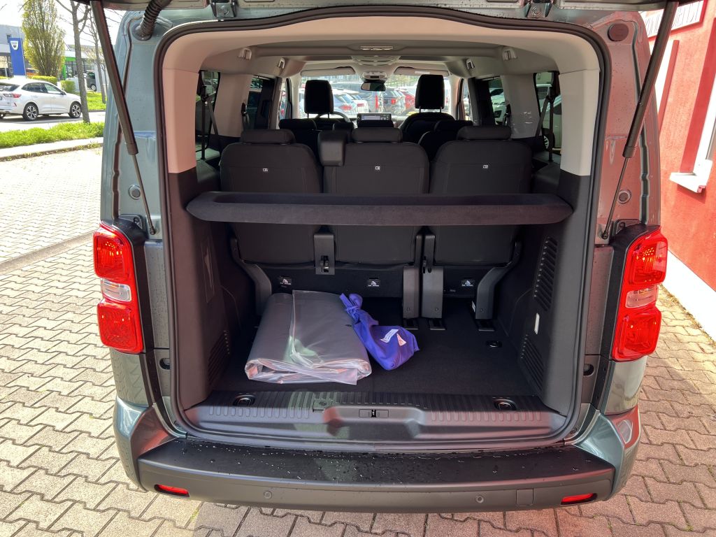 Fahrzeugabbildung Citroën Spacetourer XL 2.0 BlueHDi 180 EAT8 Plus