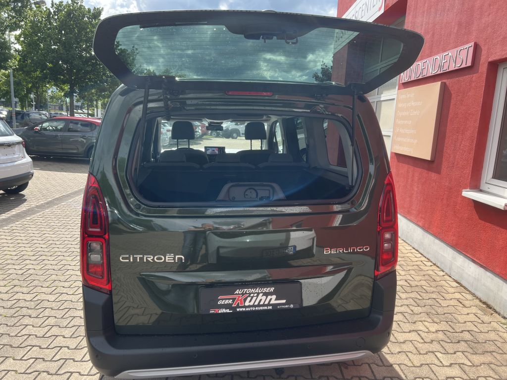 Fahrzeugabbildung Citroën Berlingo XL BlueHDi 130 EAT8 MAX Drive Winter