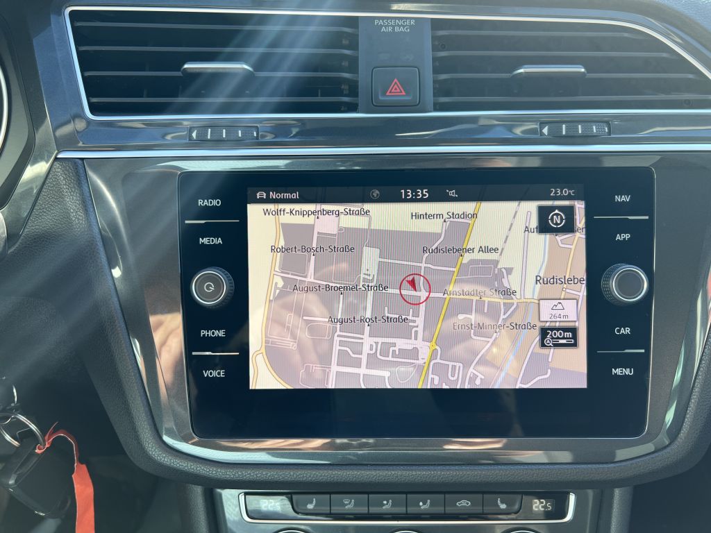 Fahrzeugabbildung Volkswagen Tiguan 1.5 TSI ACT OPF DSG Comfortline
