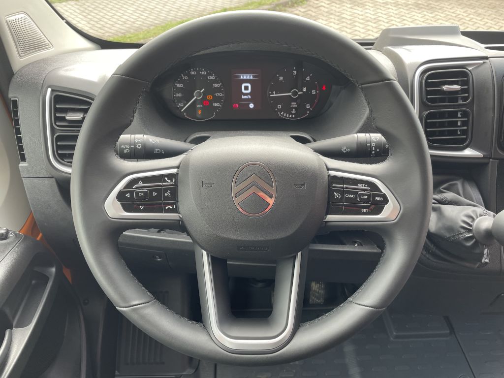 Fahrzeugabbildung Citroën Jumper 3-S-Kipper JPM Doka 35 Heavy L3 BH140