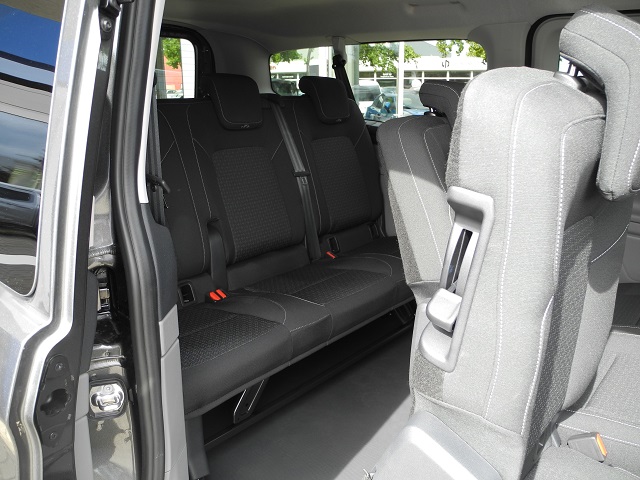 Fahrzeugabbildung Ford Transit Custom L2H1 Trend- Standh., Klima H, AHK