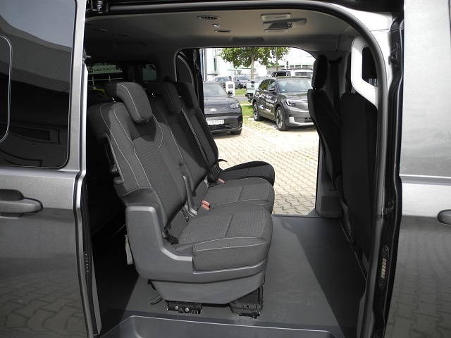 Fahrzeugabbildung Ford Transit Custom L2H1 Trend- Standh., Klima H, AHK