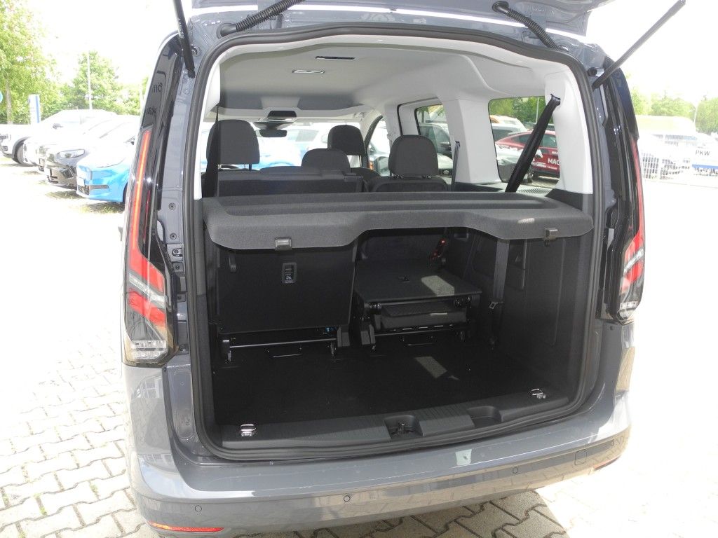 Fahrzeugabbildung Ford Grand Tourneo Connect 1.5 Aut. TITANIUM - LED