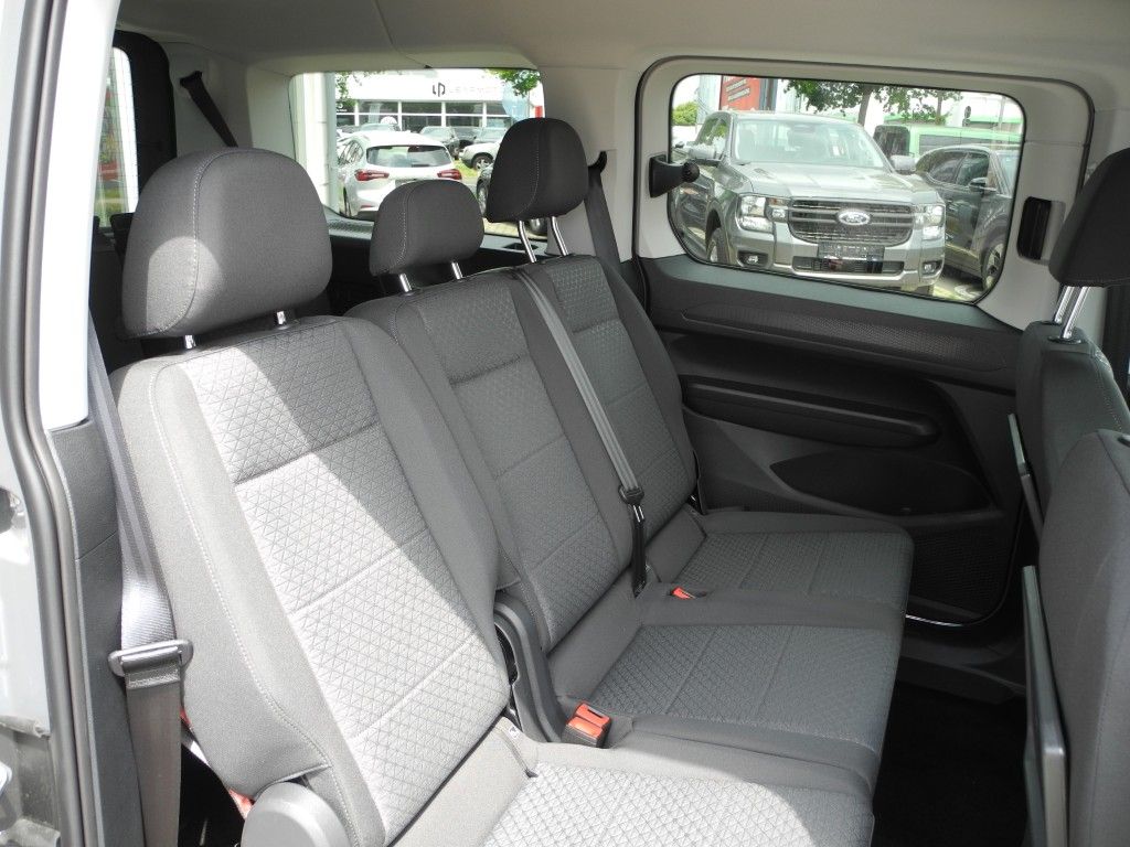 Fahrzeugabbildung Ford Grand Tourneo Connect 1.5 Aut. TITANIUM - LED