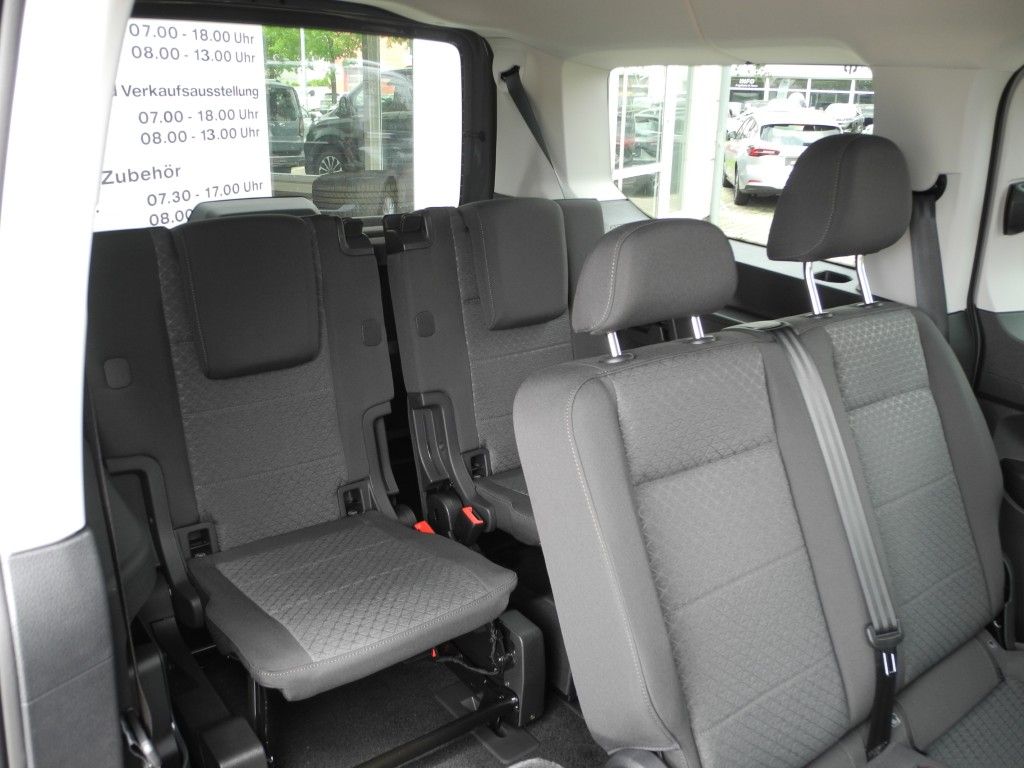 Fahrzeugabbildung Ford Grand Tourneo Connect 1.5 Aut. TITANIUM - LED