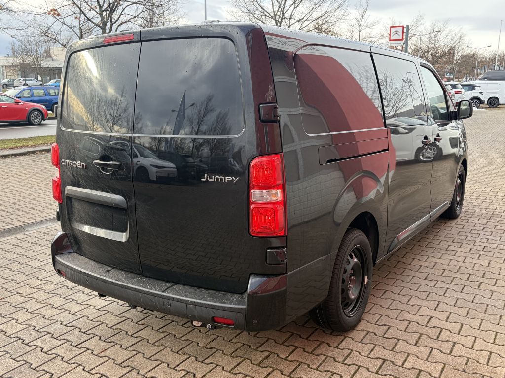 Fahrzeugabbildung Citroën Jumpy Flexkabine XL 2.2 Diesel 150 Man + 5-Sitze
