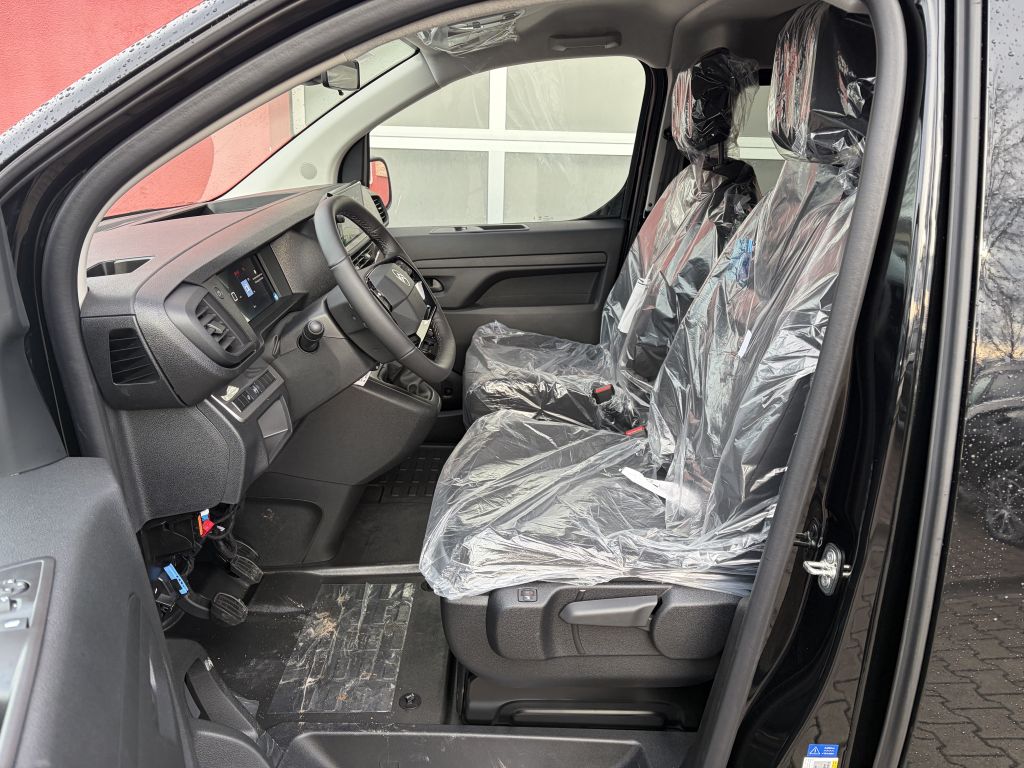 Fahrzeugabbildung Citroën Jumpy Flexkabine XL 2.2 Diesel 150 Man + 5-Sitze