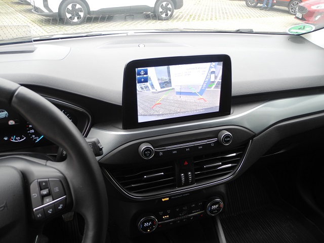 Fahrzeugabbildung Ford Focus Turnier 1.5 ACTIVE -int.LED, Allw., eHeck.